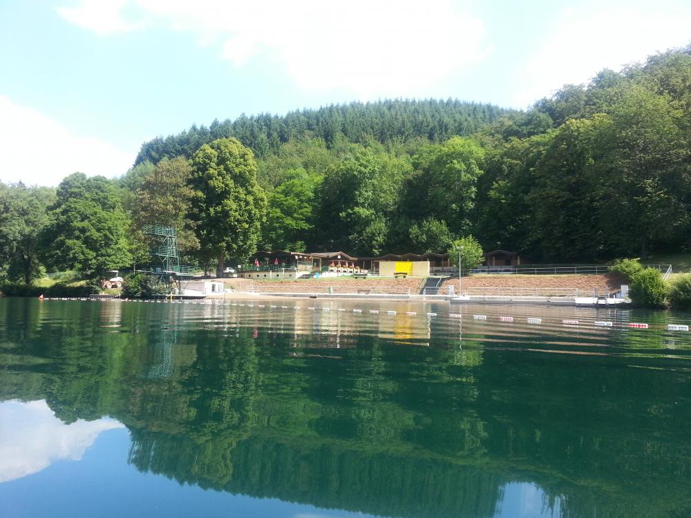 Naturfreibad Gemündener Maar